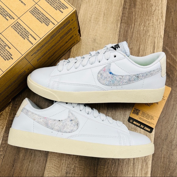 Nike Blazer Low SE - Picture 2 of 8